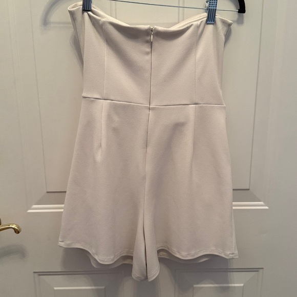 Great Jones White Crepe Strapless Romper outfit - Picture 14 of 16